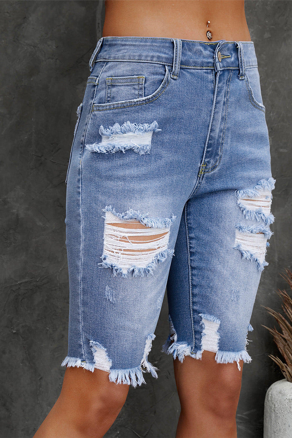 Distressed Frayed Hem Denim Bermuda Shorts - FASHIONNOUVELLE