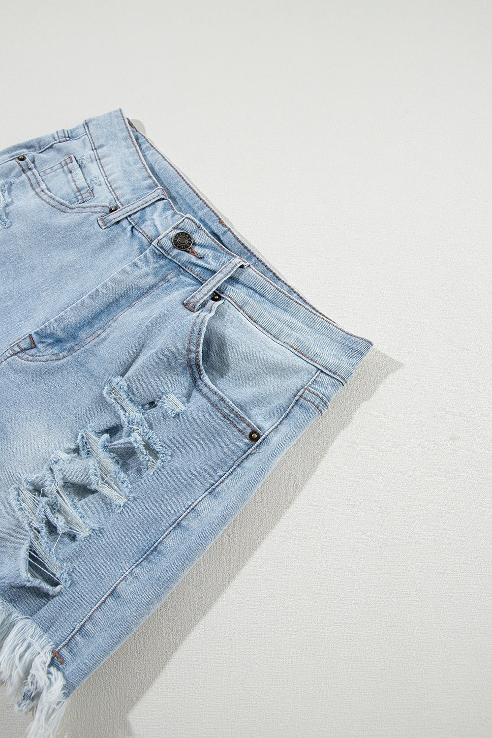 Distressed Raw Hem Denim Shorts - FASHIONNOUVELLE