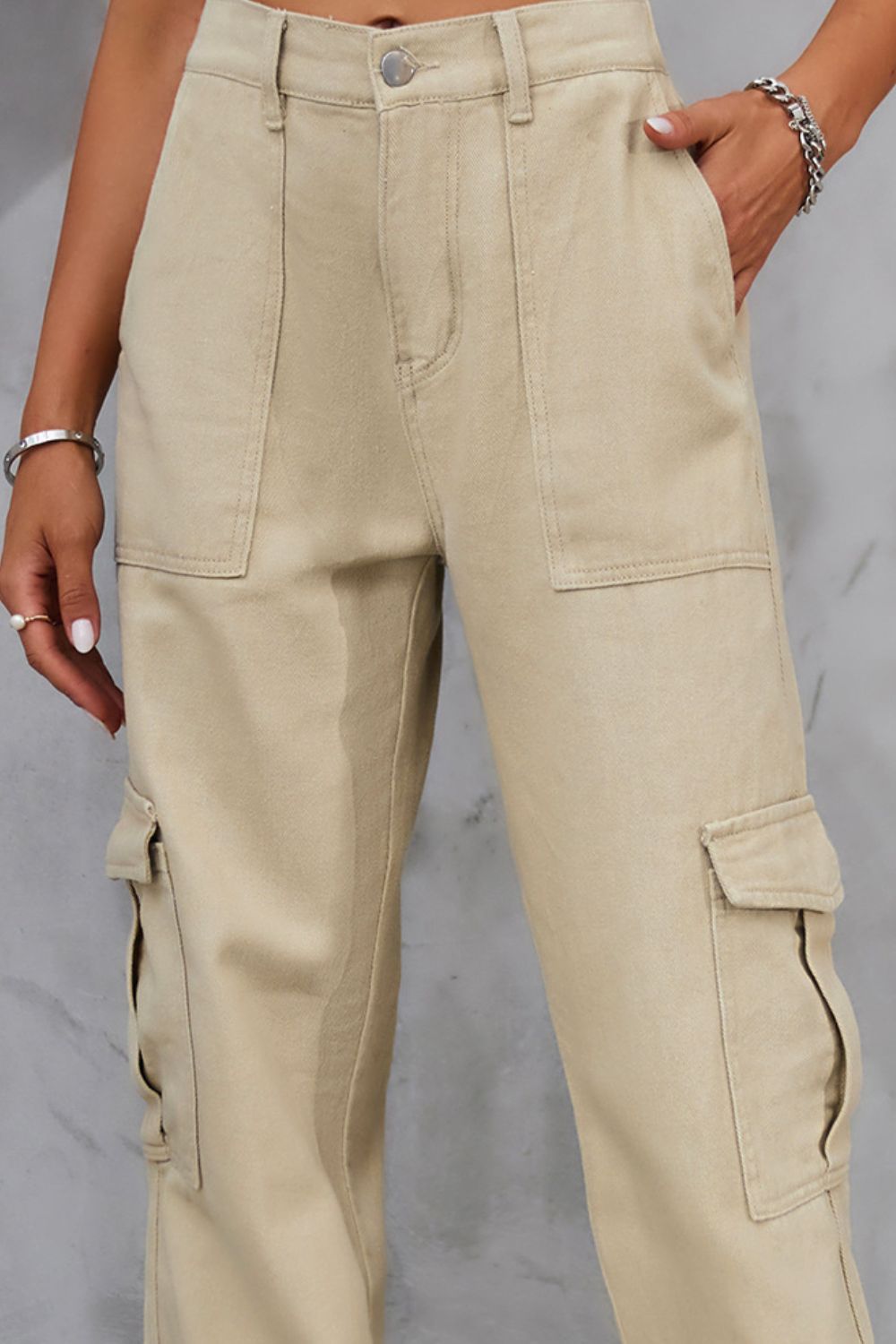 Buttoned High Waist Jeans with Pockets - FASHIONNOUVELLE