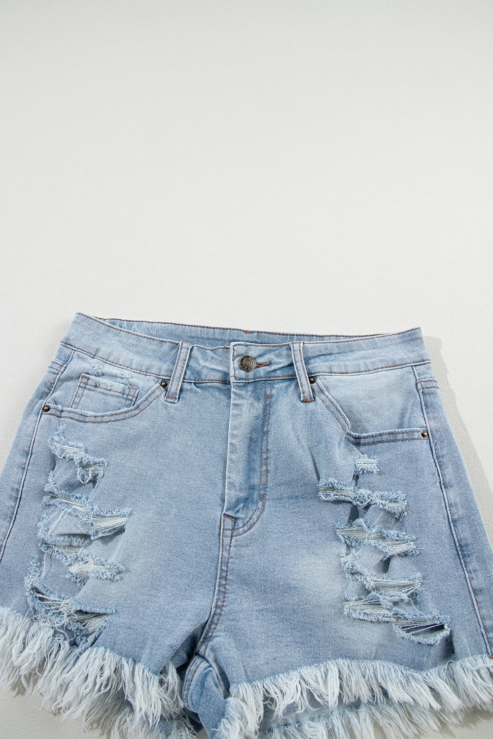 Distressed Raw Hem Denim Shorts - FASHIONNOUVELLE