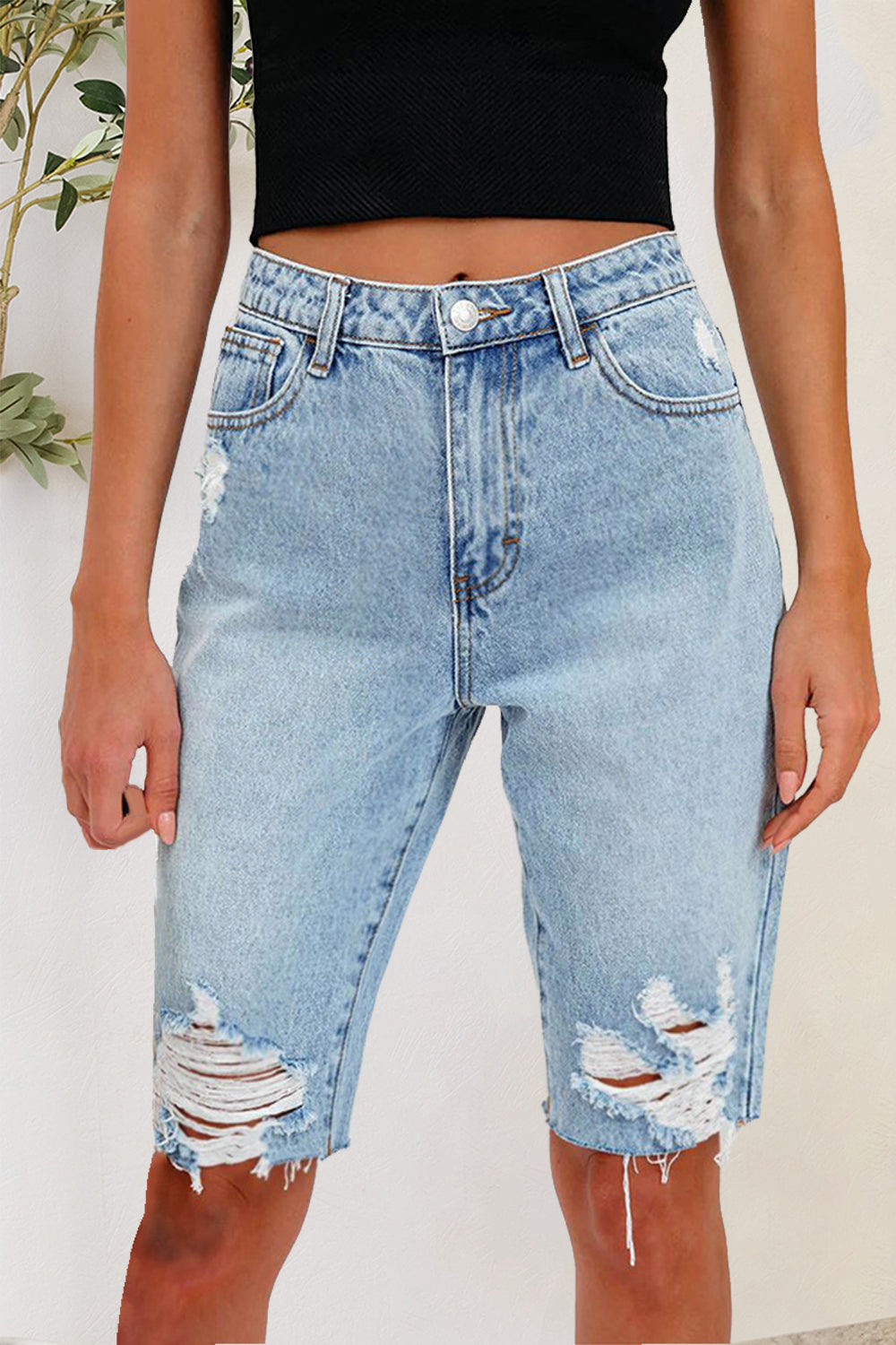 Distressed Pocketed Denim Shorts - FASHIONNOUVELLE