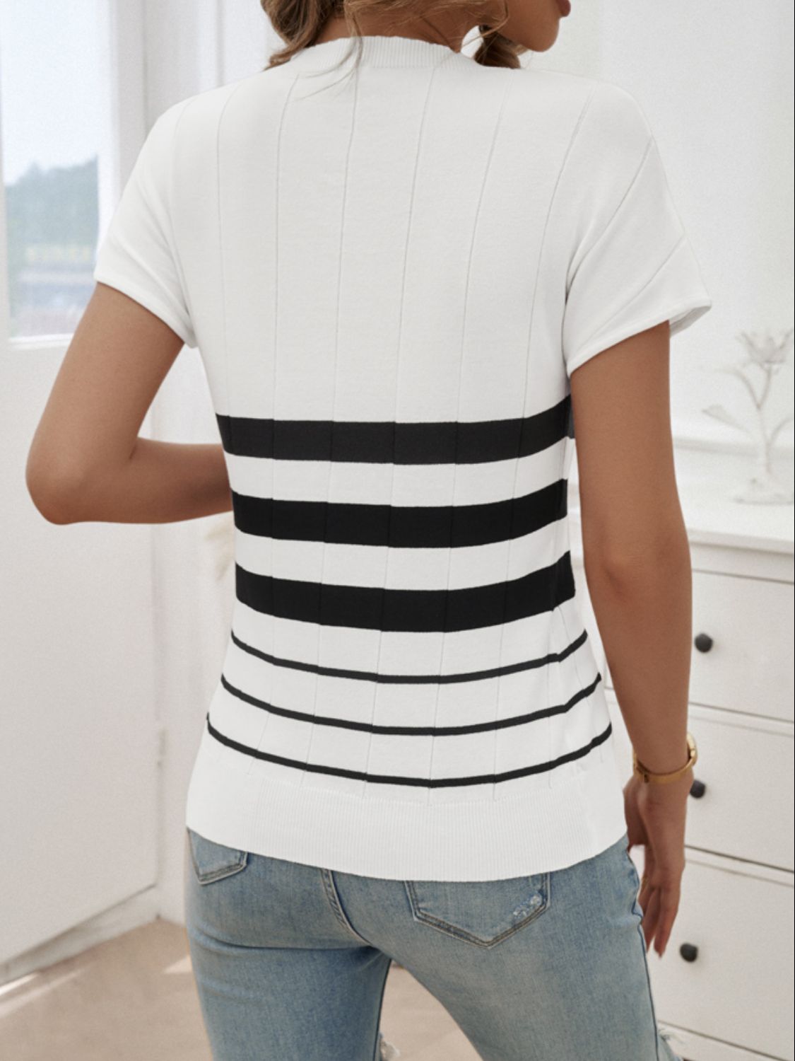 Striped Round Neck Short Sleeve Knit Top